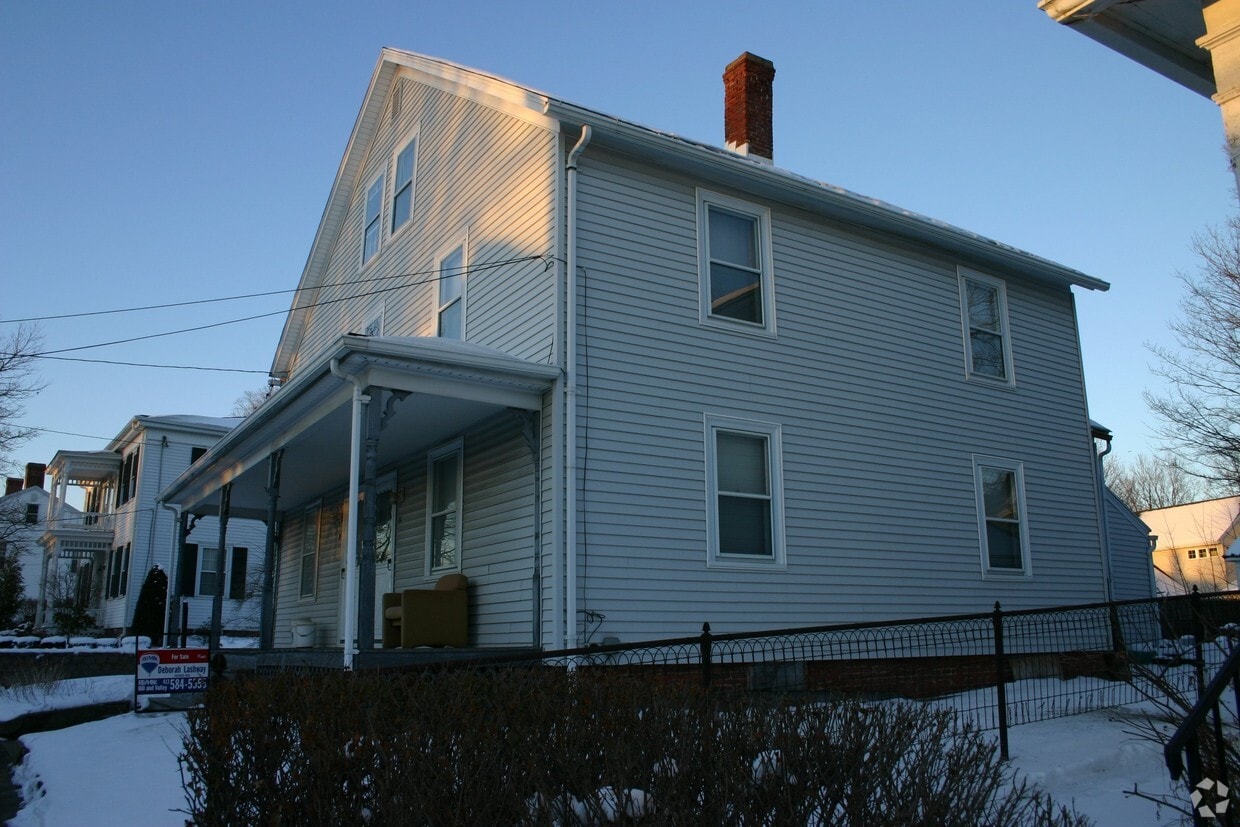 Building Photo - 74-76 Hawley St