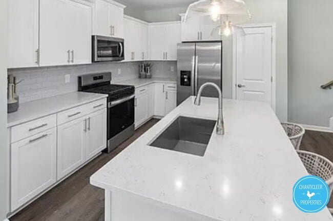 Building Photo - 4558 Stepp Ml Dr