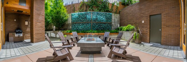 Foto del edificio - Uptown NW Collection