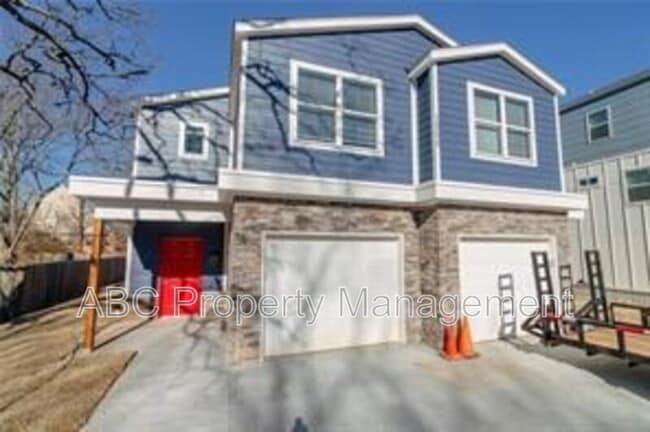 Photo - 1000 W Hickory St Apartment