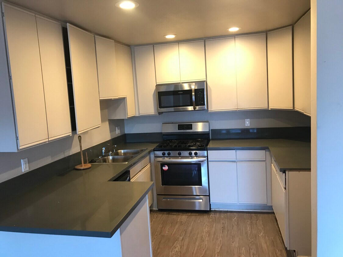 Foto principal - 1117 Allen Ave
