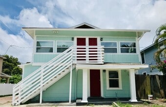 Building Photo - 1405 7th Ave N
