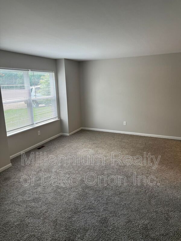 Foto del edificio - 1106 Oak Valley Dr
