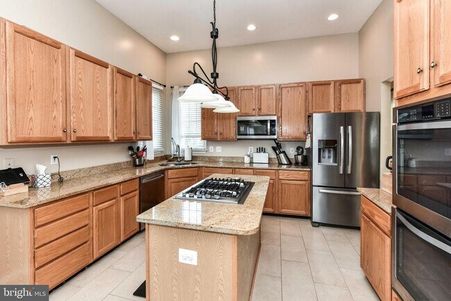 Foto del edificio - 46814 Snow Hill Way