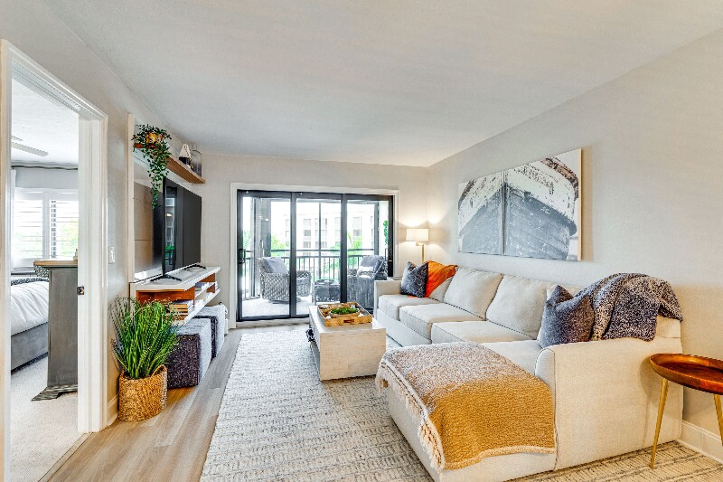 Foto principal - 4263 Bay Beach Ln
