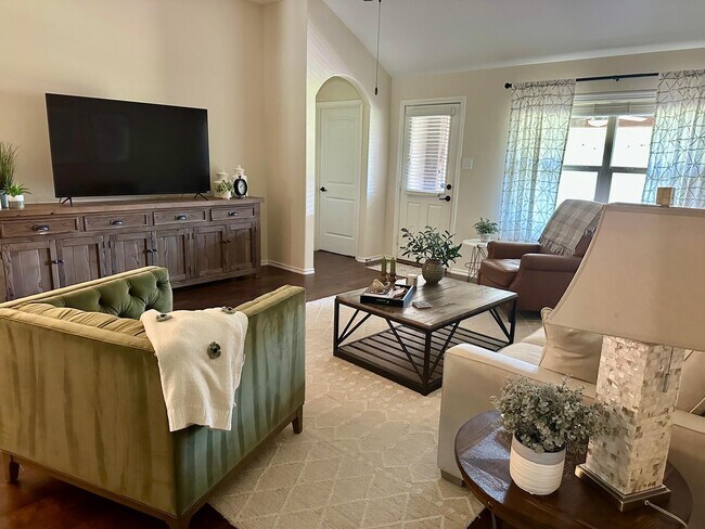 Building Photo - 8635 Sweet Pasture Dr