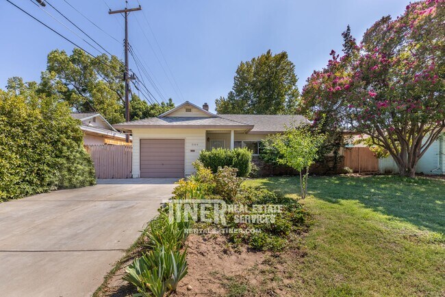 Building Photo - 2364 Santa Anita Dr