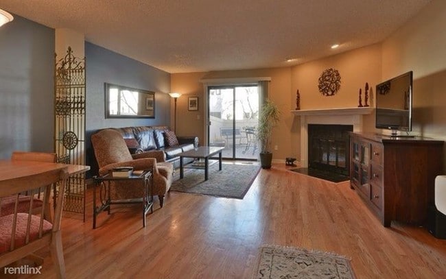 Building Photo - 1510 Sidon Cir