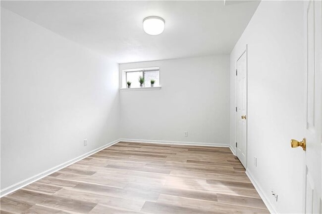 Foto del edificio - 4300 Roswell Rd NE