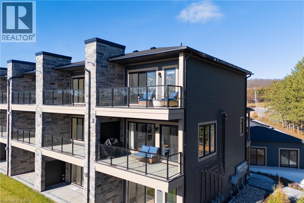 Primary Photo - 253 Crescent Bay Ln