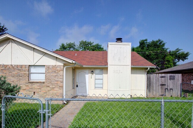 Foto del edificio - N. Cooper Duplex