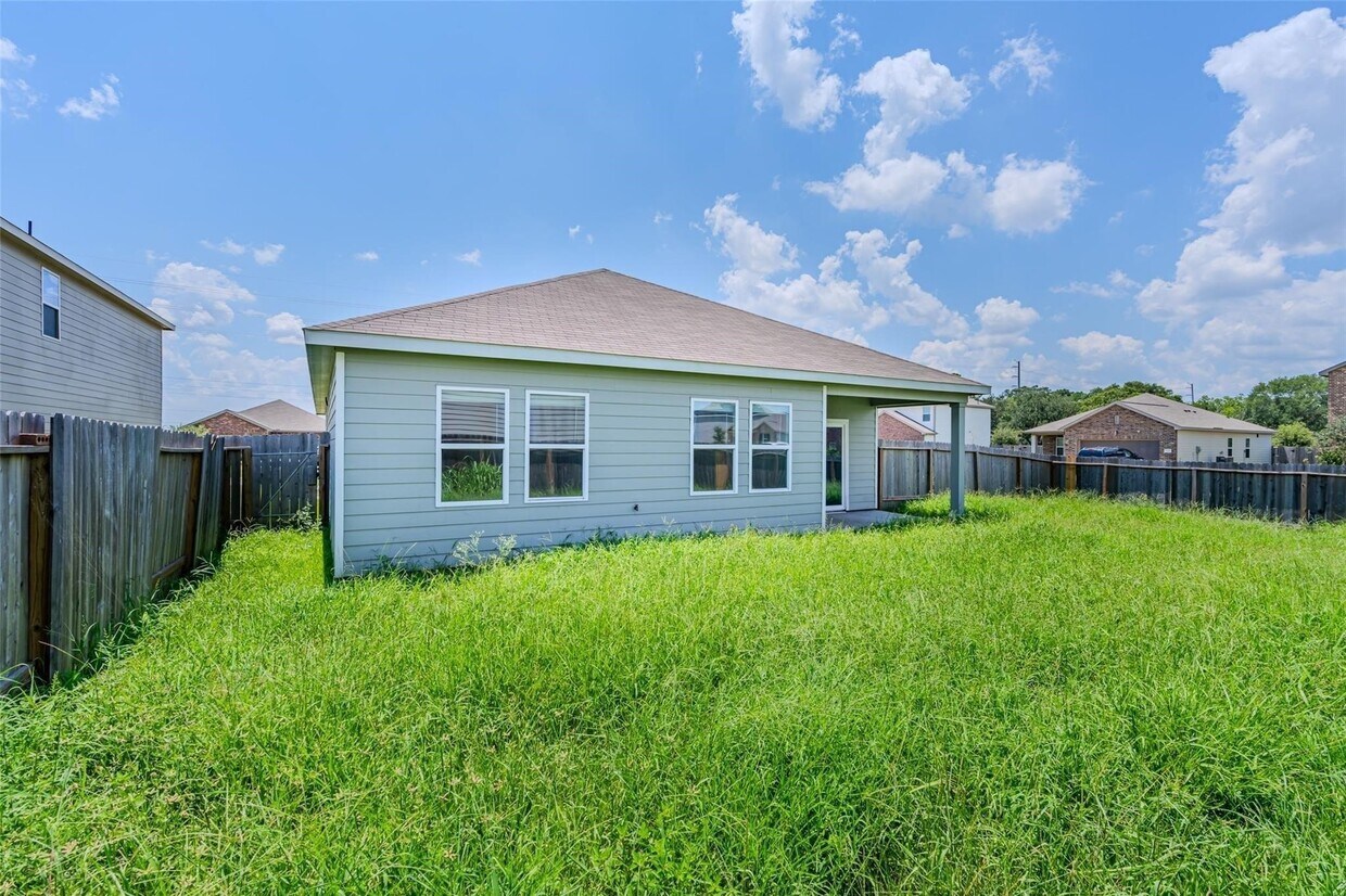 Foto del edificio - 6307 Highland Hts Dr