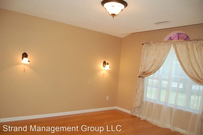 Building Photo - 3 br, 2 bath House - 119 Stockton Drive