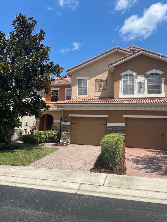 Building Photo - 5036 Fiorella Ln