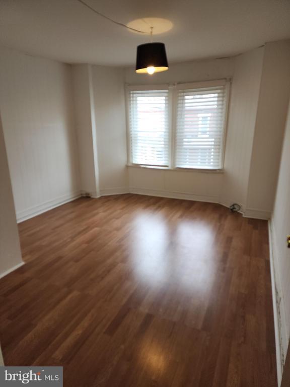 Foto del edificio - 214 Stroud St