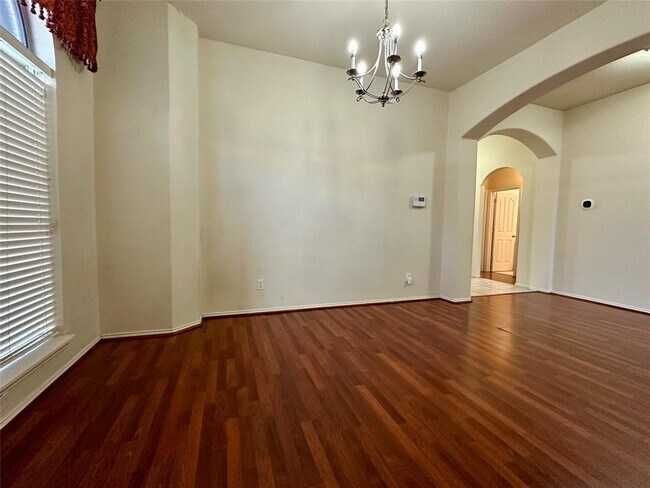 Building Photo - 2808 Garner Park Dr