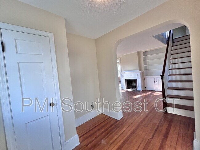 Foto del edificio - 142 Old Norwich Rd