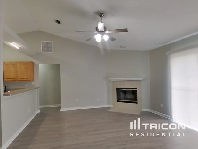 Building Photo - 1226 Summer Springs Drive