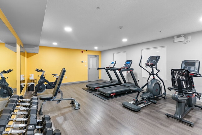 Building Photo - Pointe at Cameron Heights