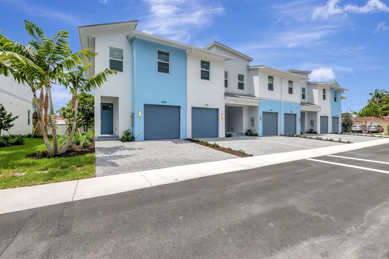 Foto principal - Prince Place Townhomes