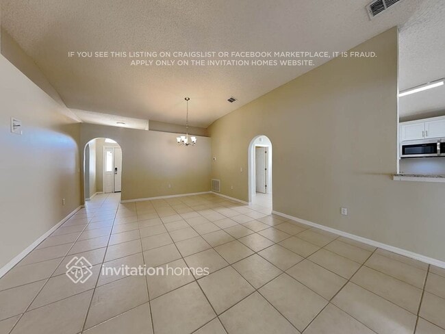 Building Photo - 110 Pine Isle Dr