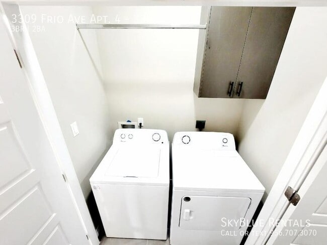 Foto del edificio - 3309 Frio Ave