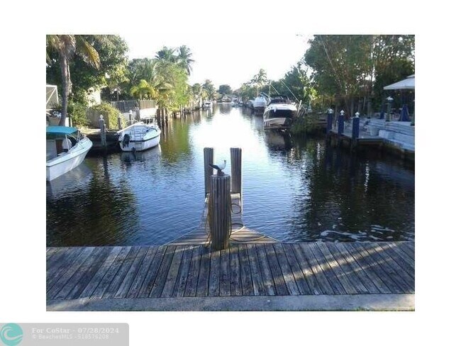 Foto del edificio - 520 SW 15th St