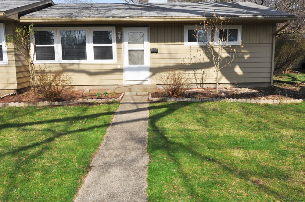 Primary Photo - 1031 3rd St NW
