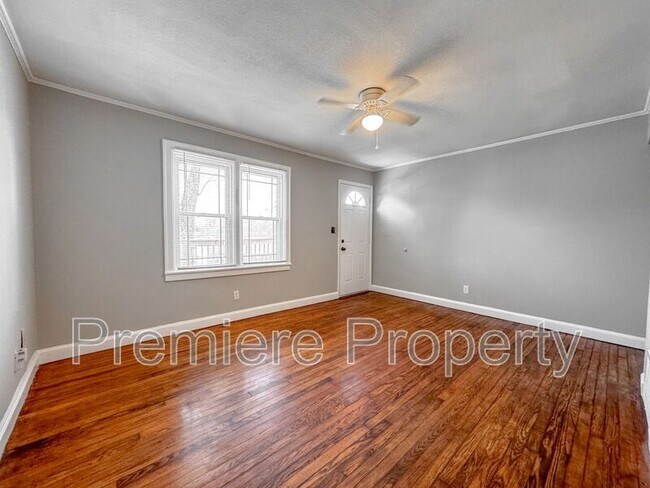 Building Photo - 1219 N 51st St