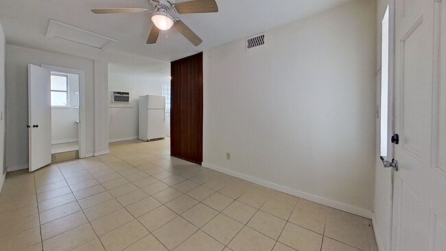 Photo - 1824 Hendricks Ave Apartment