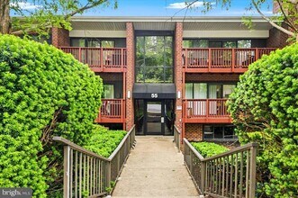 Building Photo - 55 Skyhill Rd