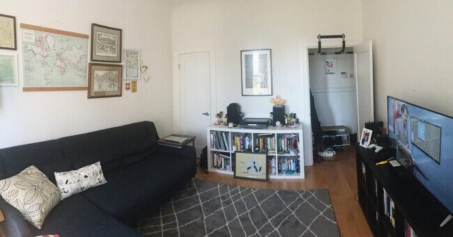 Building Photo - 57 Beideman St