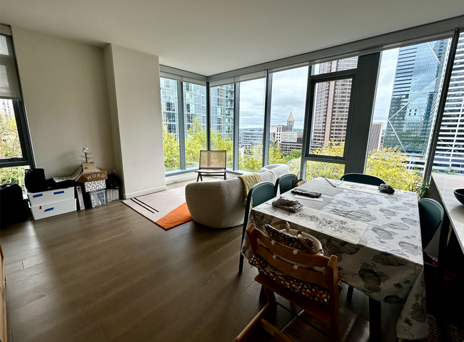 Foto del edificio - First Hill Condo