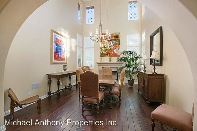 Foto del edificio - 5 br, 5.5 bath House - 7472 Collins Ranch ...
