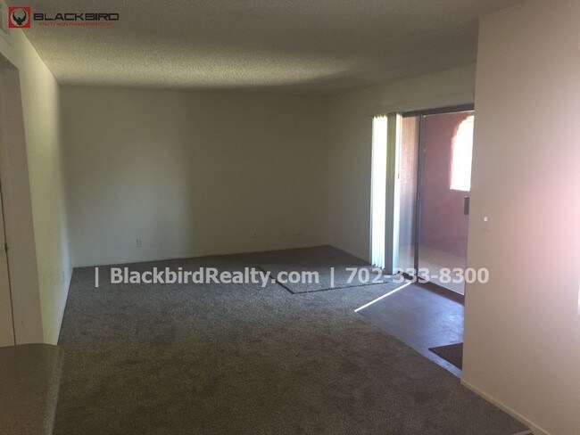 Building Photo - 5054 Kell Lane - Unit 123  Las Vegas