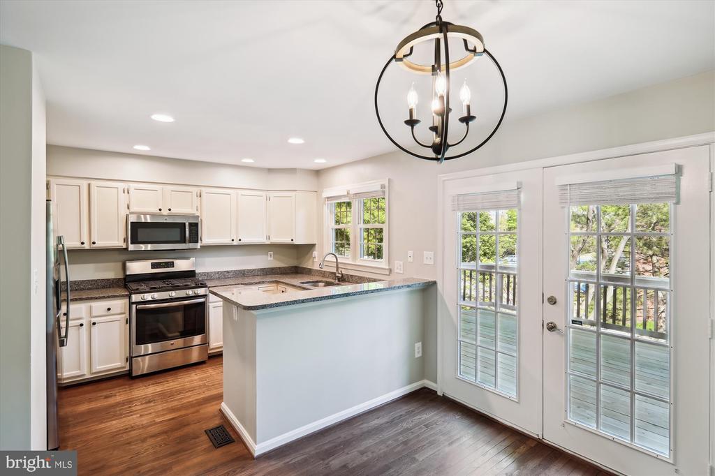 Foto principal - 1293 Quaker Hill Dr