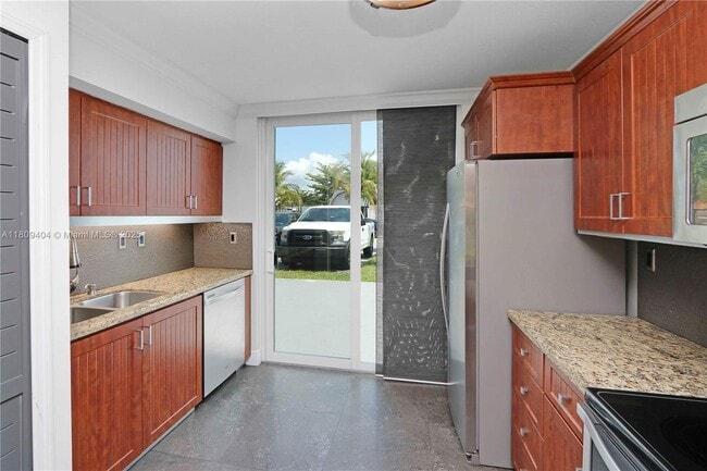 Foto del edificio - 12340 SW 20th Terrace