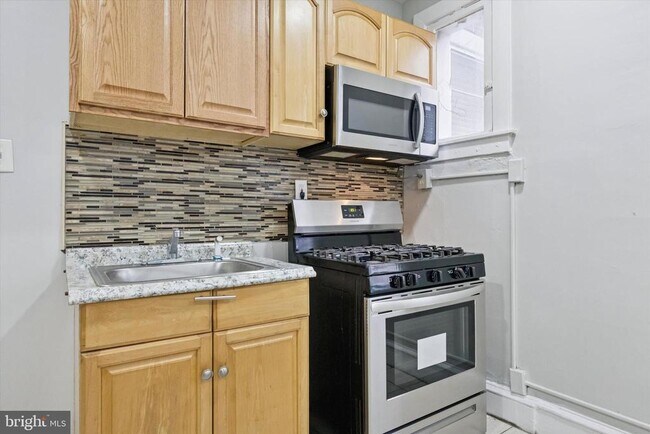 Foto del edificio - 1611 Allengrove St