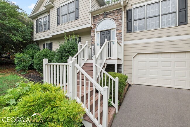 Building Photo - 122 Brookhaven Ln