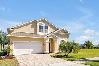 Building Photo - 559 Cadiz Loop