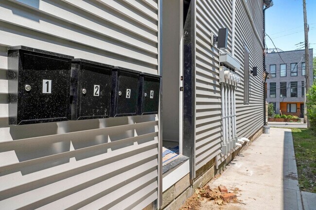 Foto del edificio - 2322 Scranton Rd