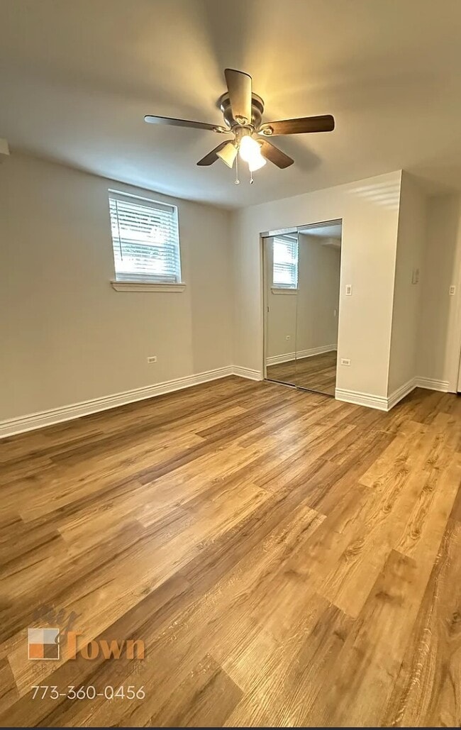 Building Photo - 5346 N Francisco Ave