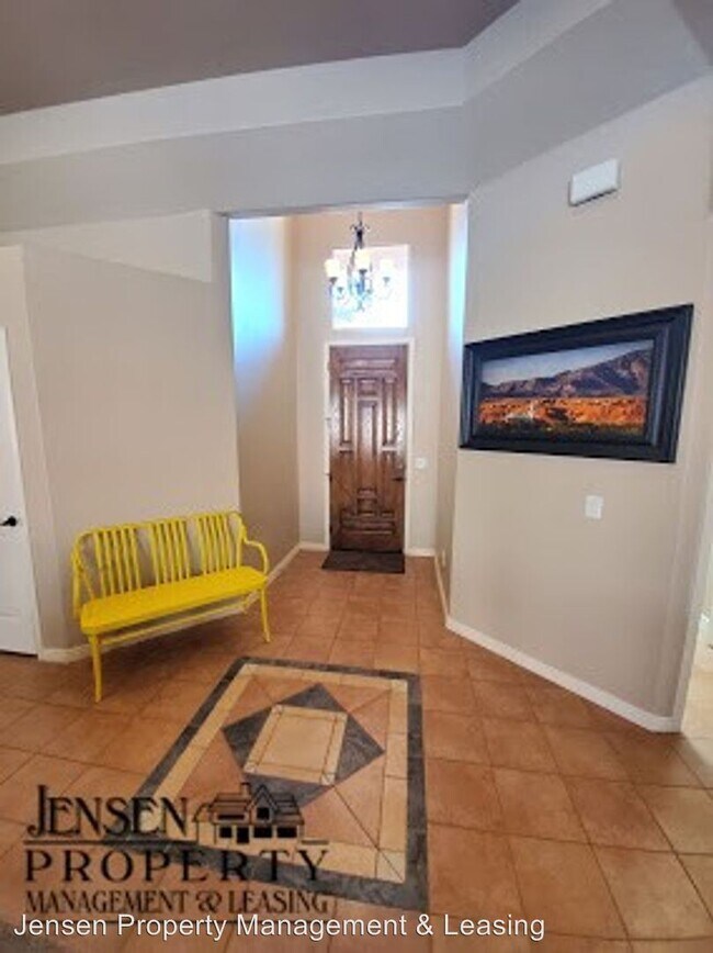 Building Photo - 1779 N Palo Verde Dr
