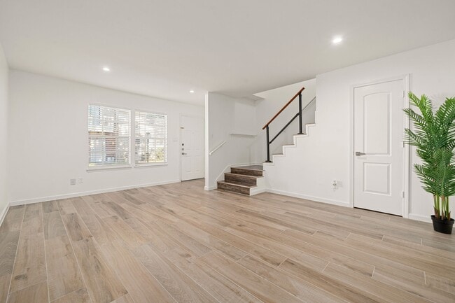 Building Photo - 1257 Witte Rd