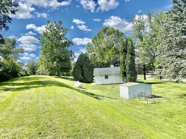 Building Photo - 3392 Ute Ave