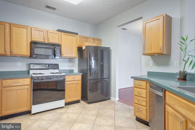 Foto del edificio - 2400 Chestnut Terrace Ct