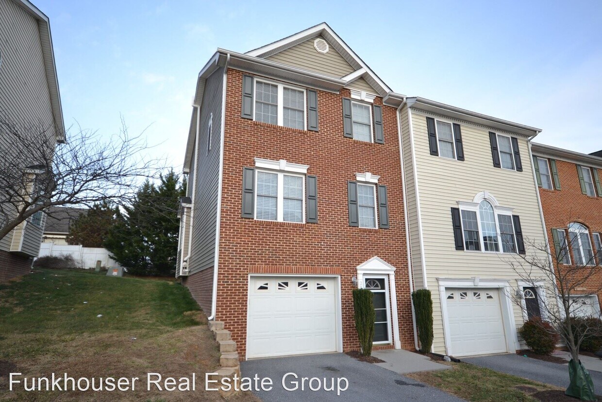 Primary Photo - 3 br, 2.5 bath House - 2967 Diamond Spring Ln