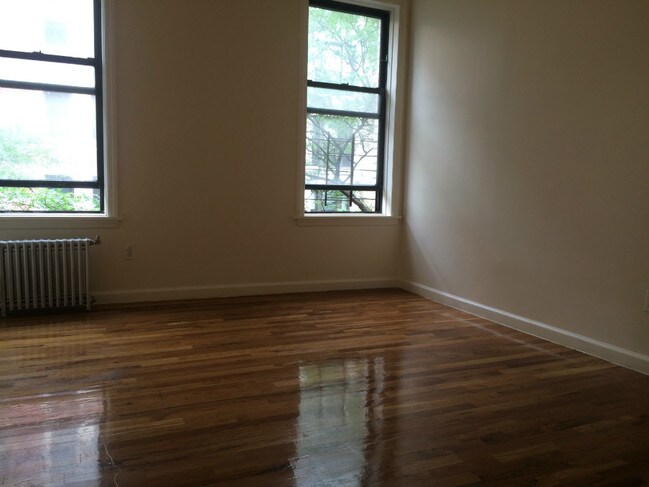Building Photo - 556 W 162nd St