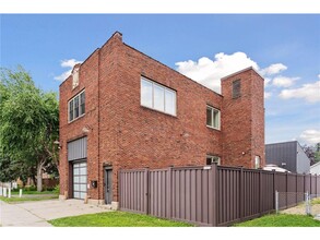 Building Photo - 1290 Snelling Ave N