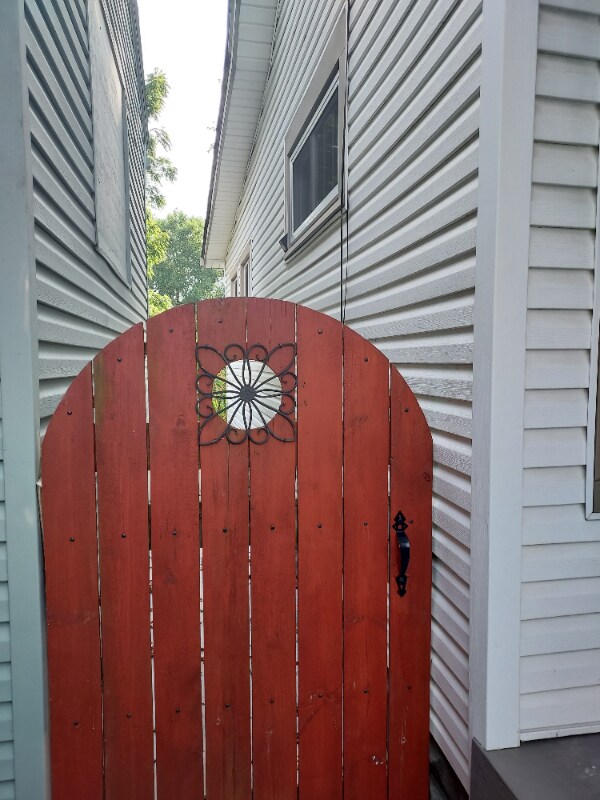 1208 Lydia St, Louisville, KY 40217 House Rental in Louisville, KY